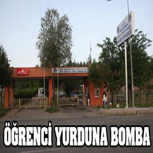 Yurt tuvaletinde bomba patladı